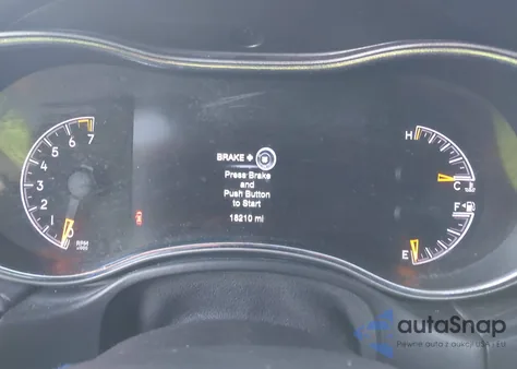 2020 Jeep Grand Cherokee Limited 4X4 z USA, uszkodzony, nr VIN 1C4RJFBG1LC218436